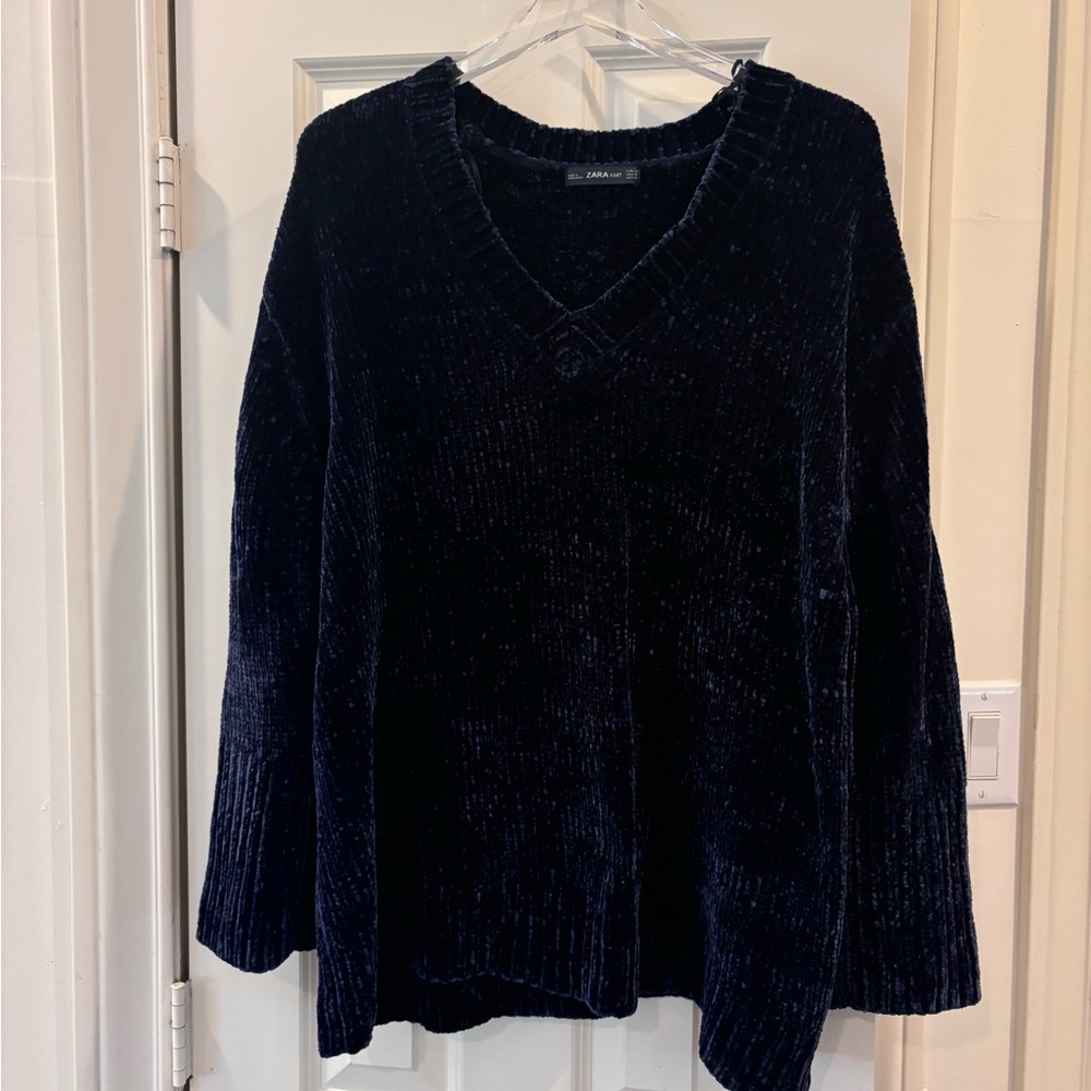 Oversized thick knit navy sweater